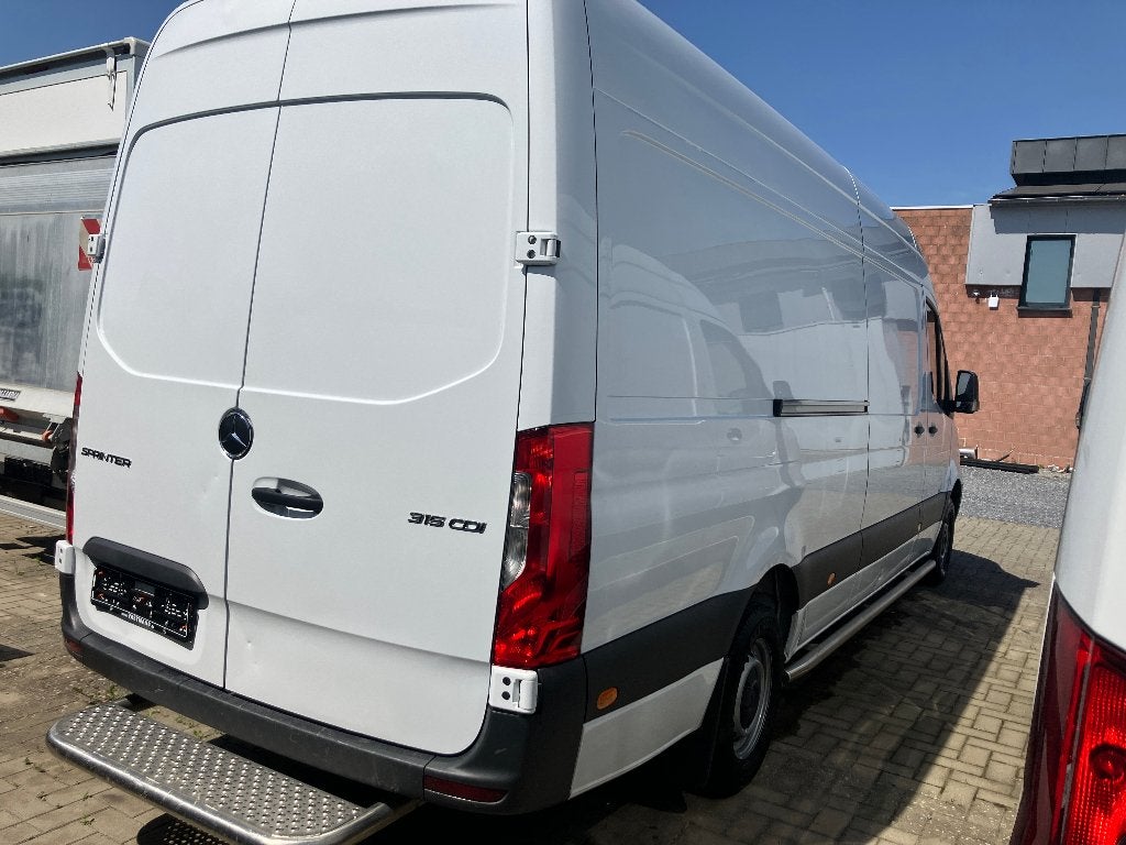 Mercedes-Benz Sprinter 315 29.500 €+BTW L3 H2 L3H2 30.241 km, 1951 cc, 4 cilinders, 2000 kg, Wit