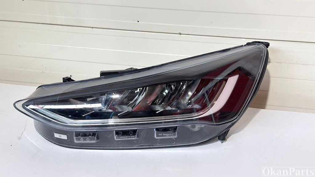 Clignotants LED Ford Focus IV Facelift NX7B13E015CF, Info@ford.com, Ford Motor Company, American Road 1
48126  Dearborn, Ford