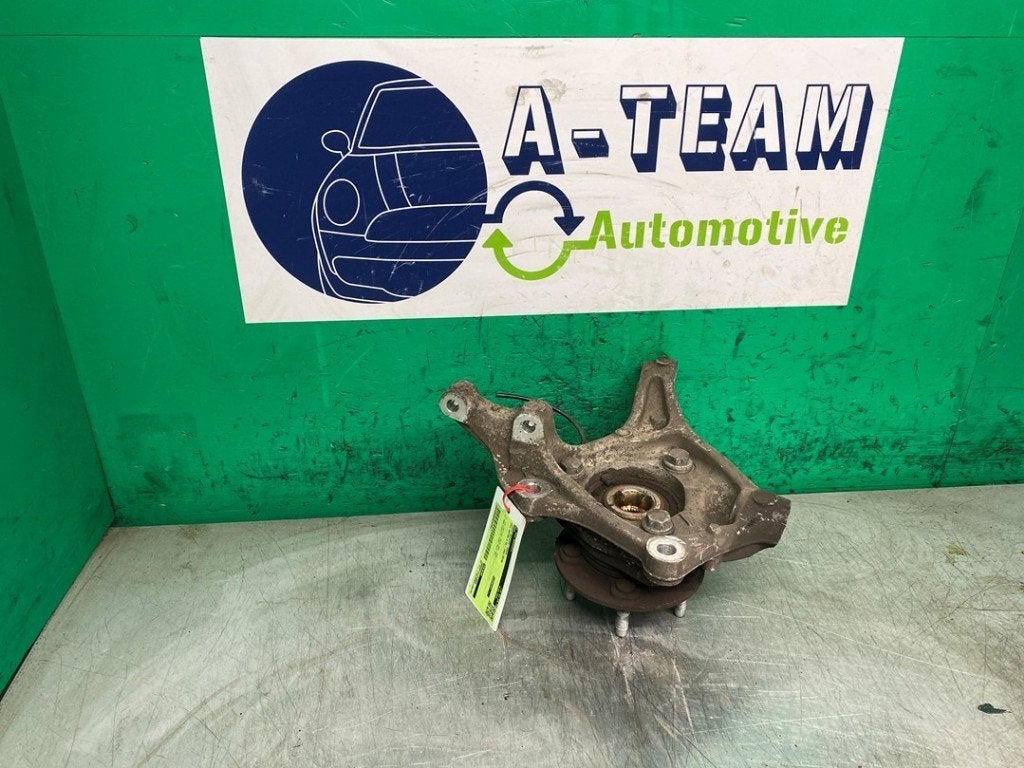 FUSEE RECHTS VOOR Opel Astra K Sports Tourer (|39030300|), Gebruikt, Opel, Opel Automobile GmbH, Kontakt-opel@opel.com