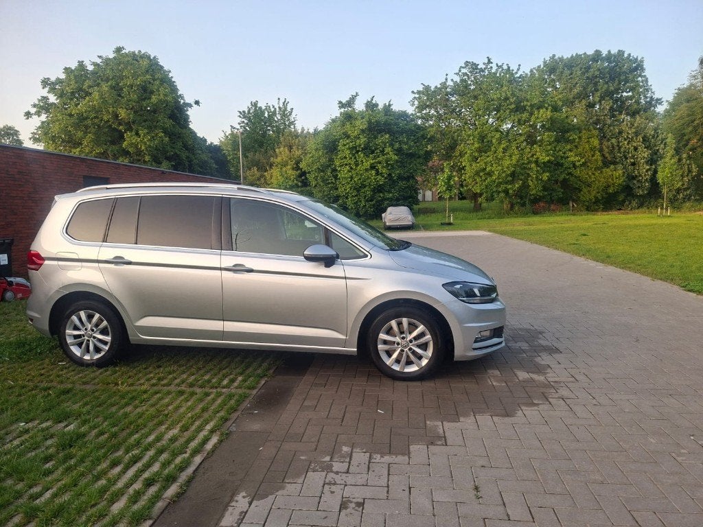 VOLKSWAGEN TOURAN 2L automatisch TE KOOP!!!+, Autos, Achat, 7 places, Carnet d'entretien, 5 portes