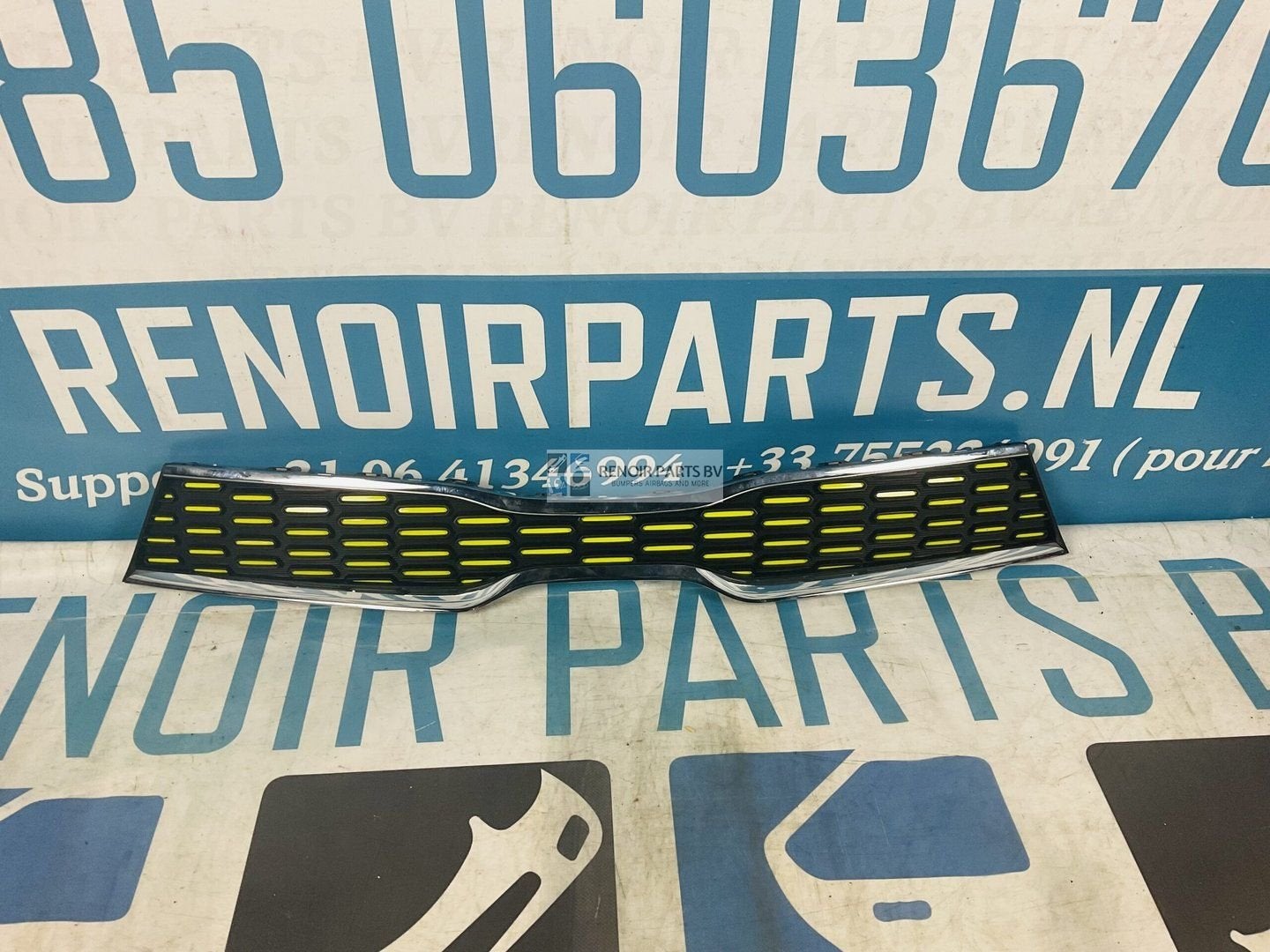 Gril Kia Picanto X Line Grill 2-B8-6795A, Gebruikt, -, -, 6 maanden garantie