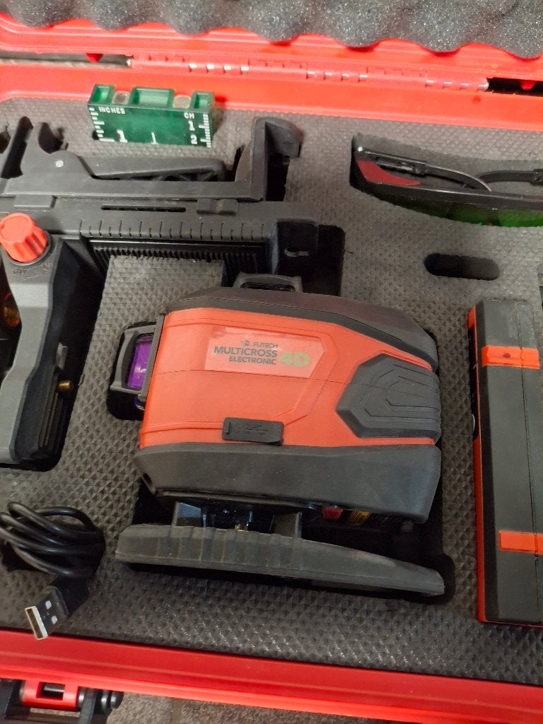 Laser 4D waterpas, Doe-het-zelf en Bouw, Ophalen, Zo goed als nieuw
