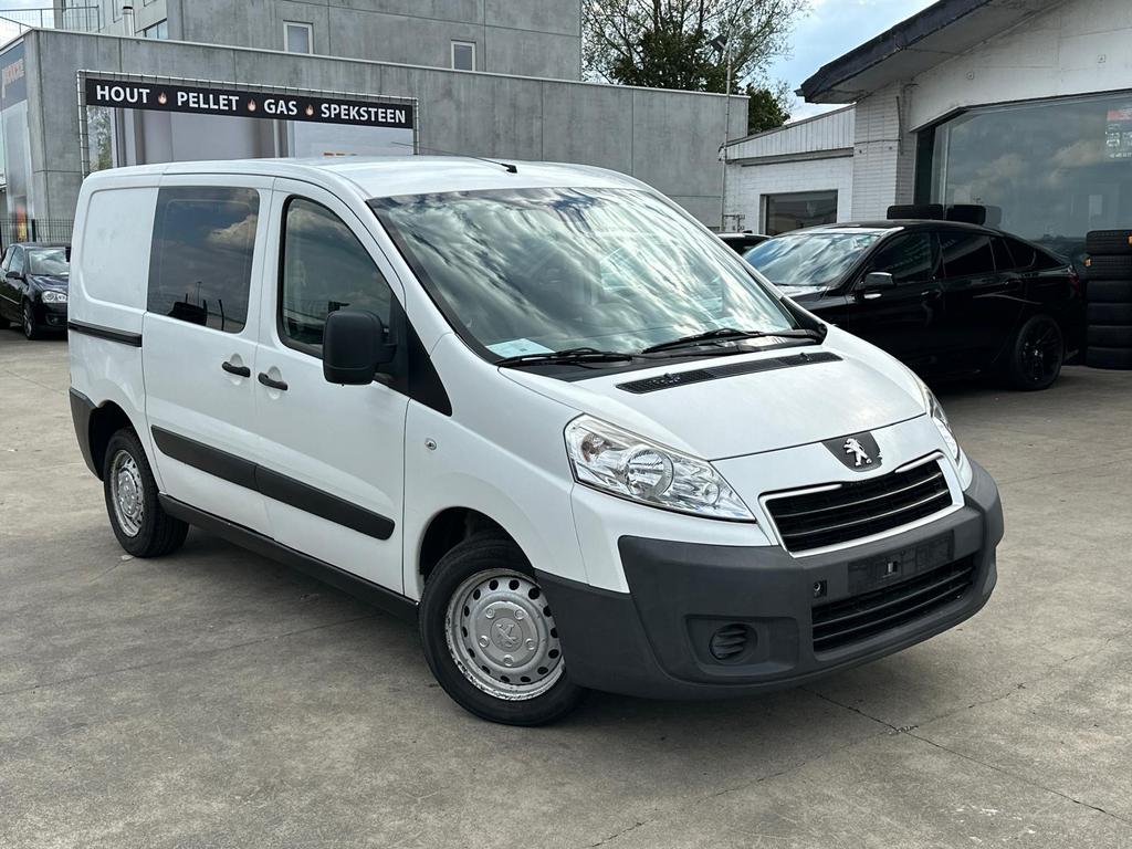 Peugeot Expert 2L Diesel Met 6 zitplaatsen, Auto's, 94 kW, Euro 5, https://public.car-pass.be/vhr/6ee67586-9d18-4844-a765-263bb8b3feba