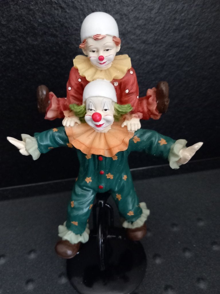 2 ACROBATISCHE CLOWNS, Ophalen of Verzenden
