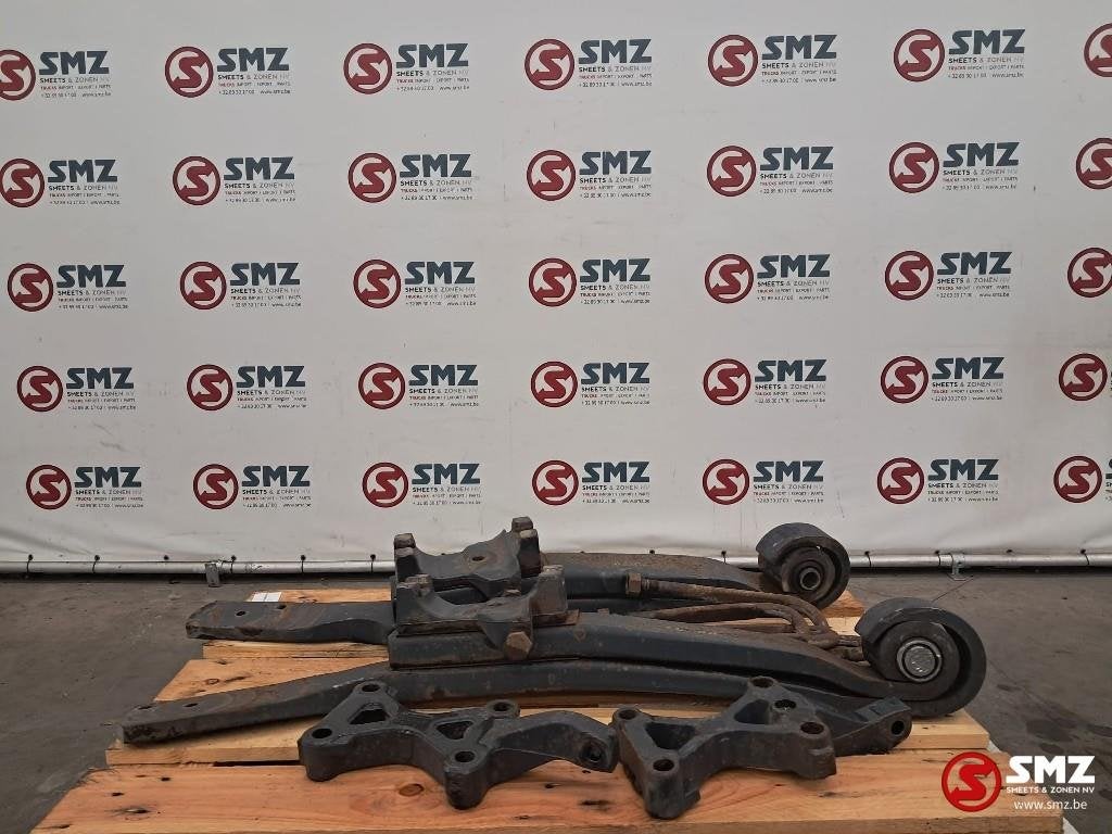 Occ jeu de ressorts à lames essieu arrière Scania, Autos : Pièces & Accessoires, Utilisé, Scania, Suspension et Châssis