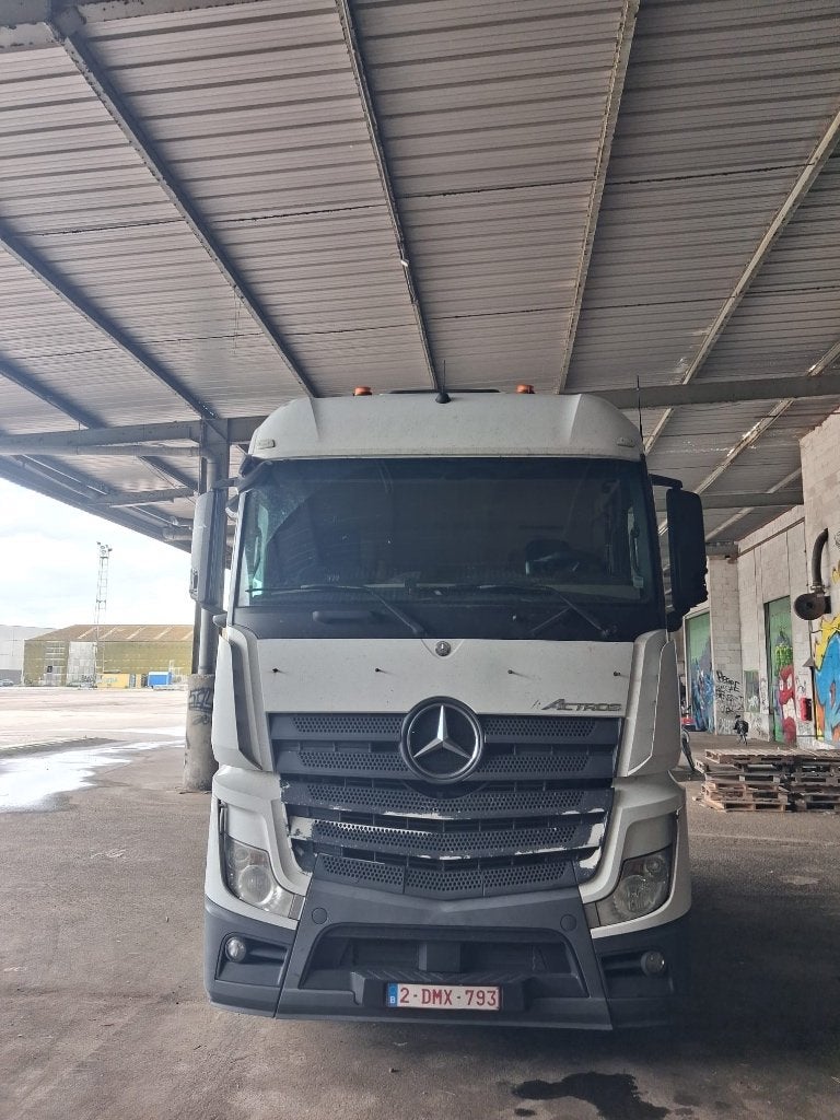 Mercedes Actros 1845, Autos, Camions, Particulier, ABS, Air conditionné, Ordinateur de bord, Verrouillage central, Vitres électriques