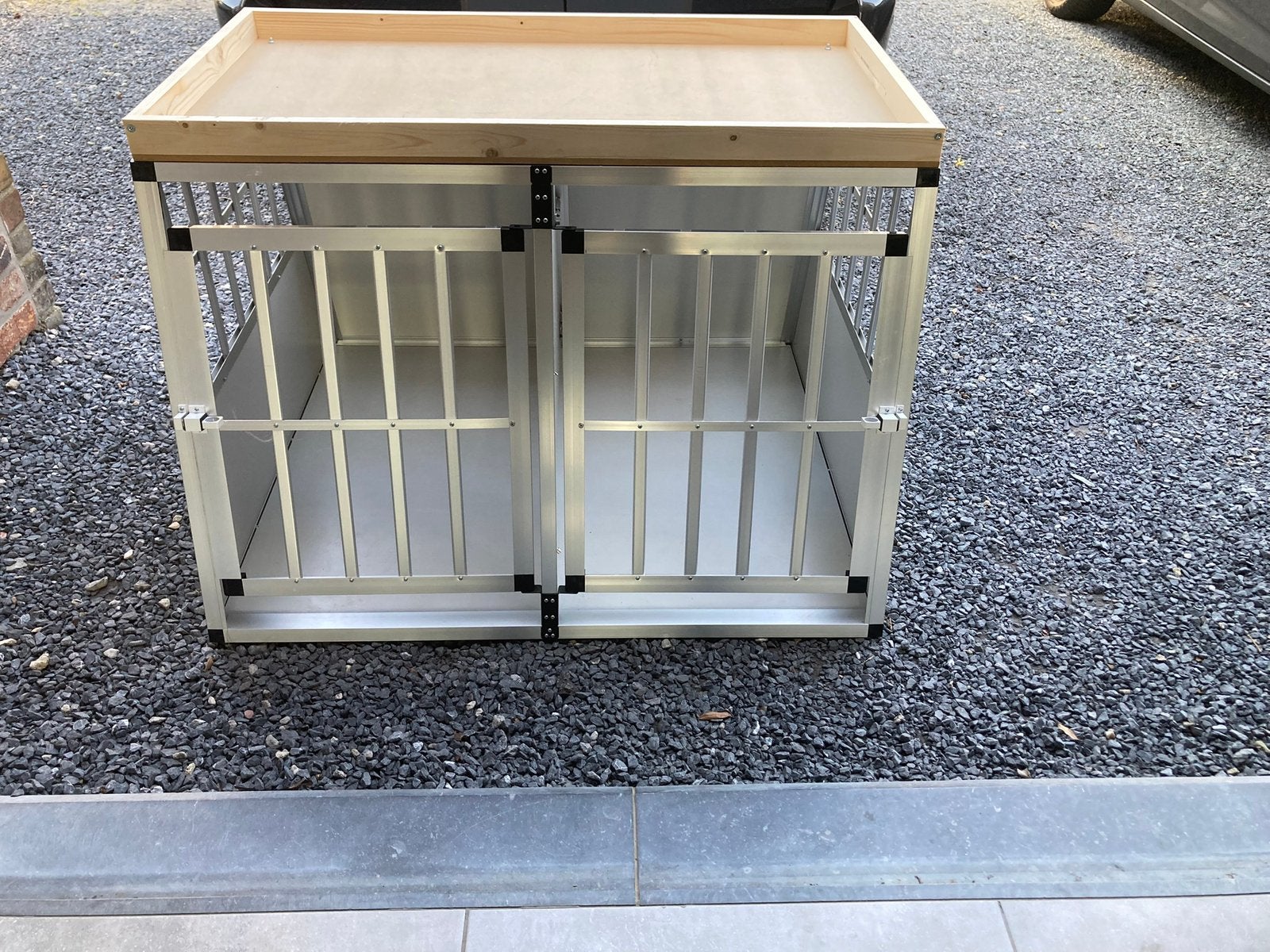 Dubbele hondenbench voor wagen, Dieren en Toebehoren, Hondenbenches, Ophalen, Zo goed als nieuw