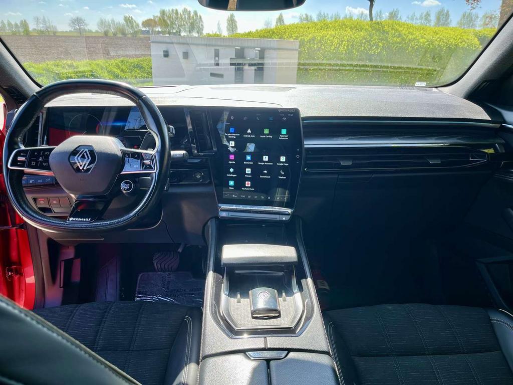 Renault Austral R200 E-Tech Hybrid/Iconic/1eignr/Carplay/Ca, Autos, Renault, 200 ch, 0 kg, Noir, 5 portes