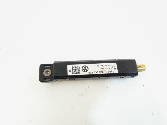 Antenne amplificateur d'un Volkswagen Golf, Volkswagen, -, 3 mois de garantie, Utilisé
