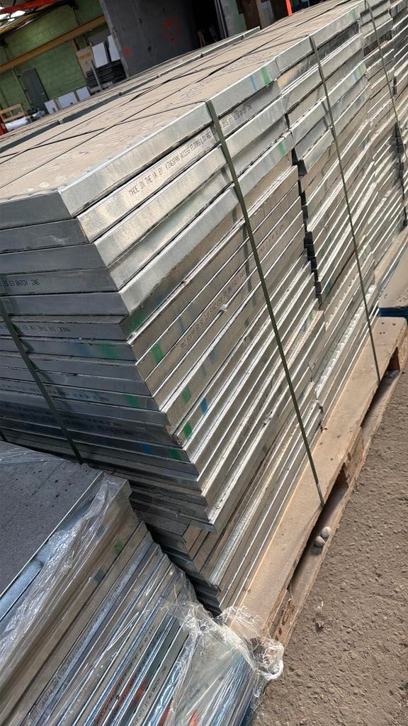 Verhoogde vloerpanelen, Doe-het-zelf en Bouw, Vloerdelen en Plavuizen, Gebruikt, Ophalen