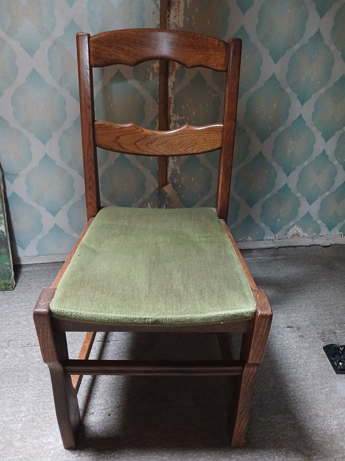 8 mooi stoellen met kussen 50 euro, Antiquités & Art, Enlèvement