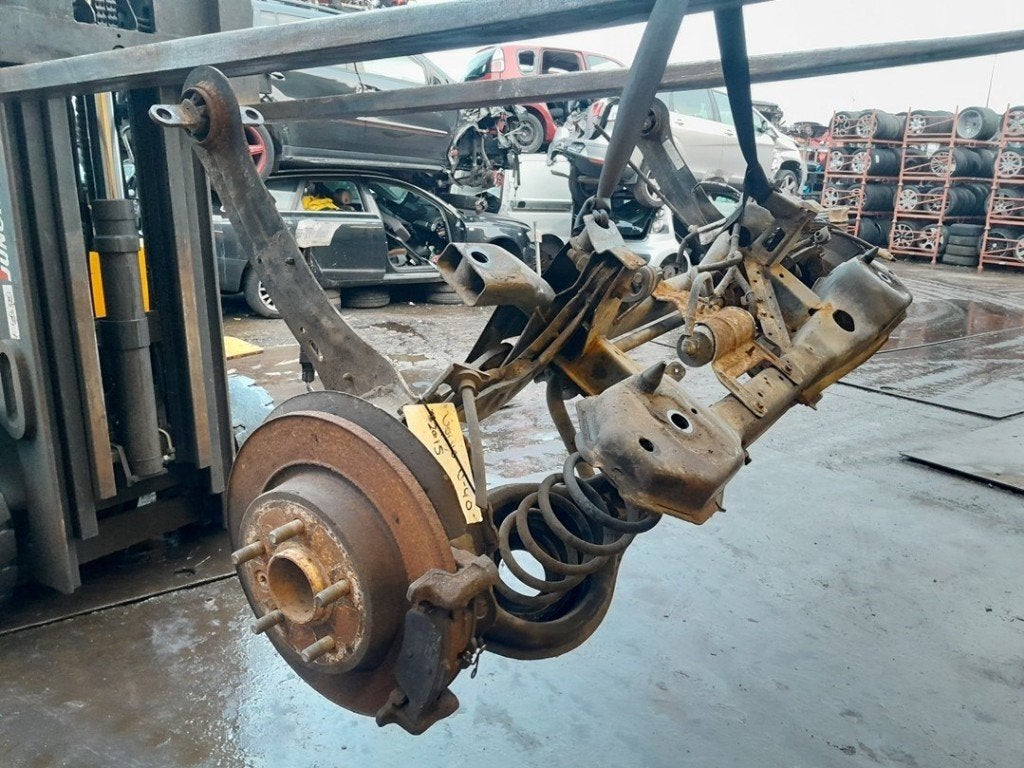 ACHTERAS VWA Volvo V40 (MV) (|31406223|31277671|), Auto-onderdelen, Gebruikt, Info@volvocars.com, Volvo, Volvo Car Germany GmbH