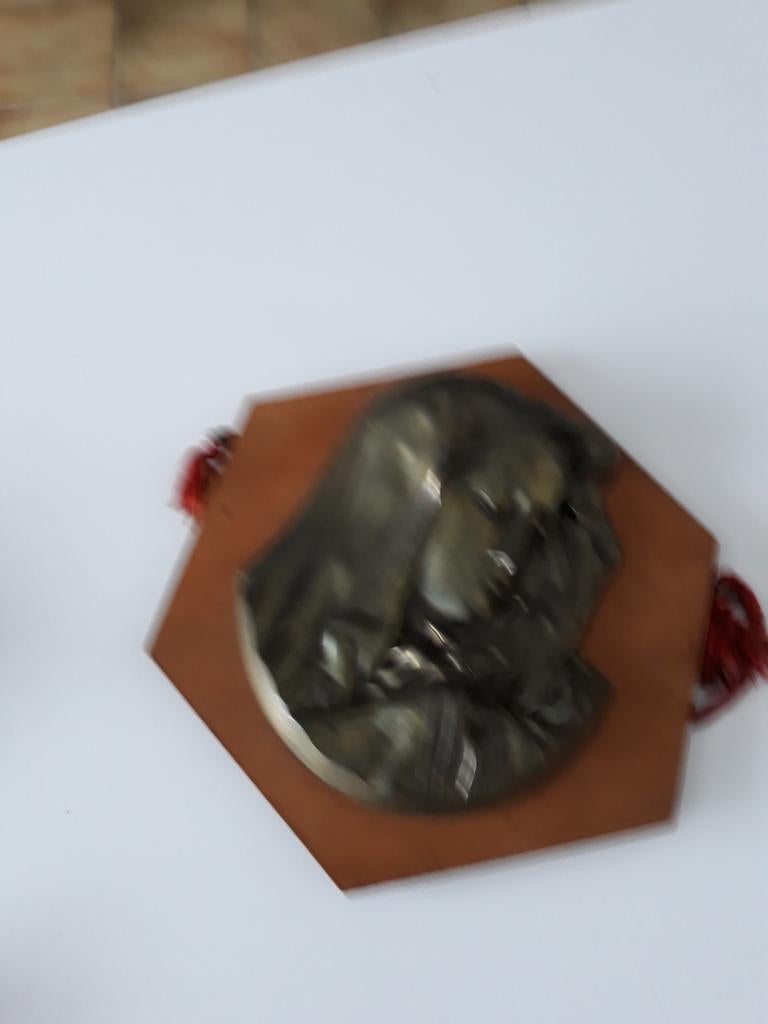 2 statues anciennes, Jésus avec bocal en verre, Marie, Enlèvement