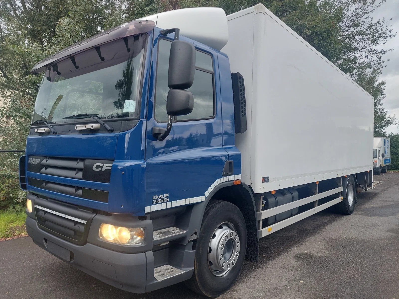 DAF CF 65.220 4x2 BL -18ton – koffer + LBW 2.000kg, Achat, Entreprise, 2 places, Verrouillage central