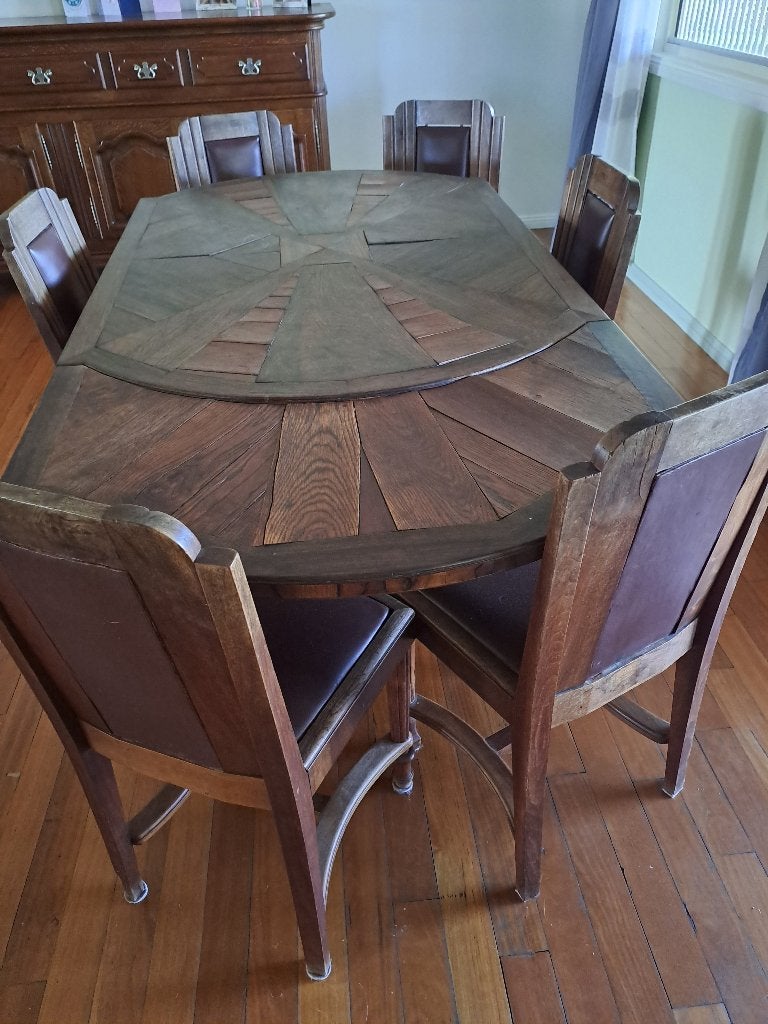Tafel en stoelen, Ophalen