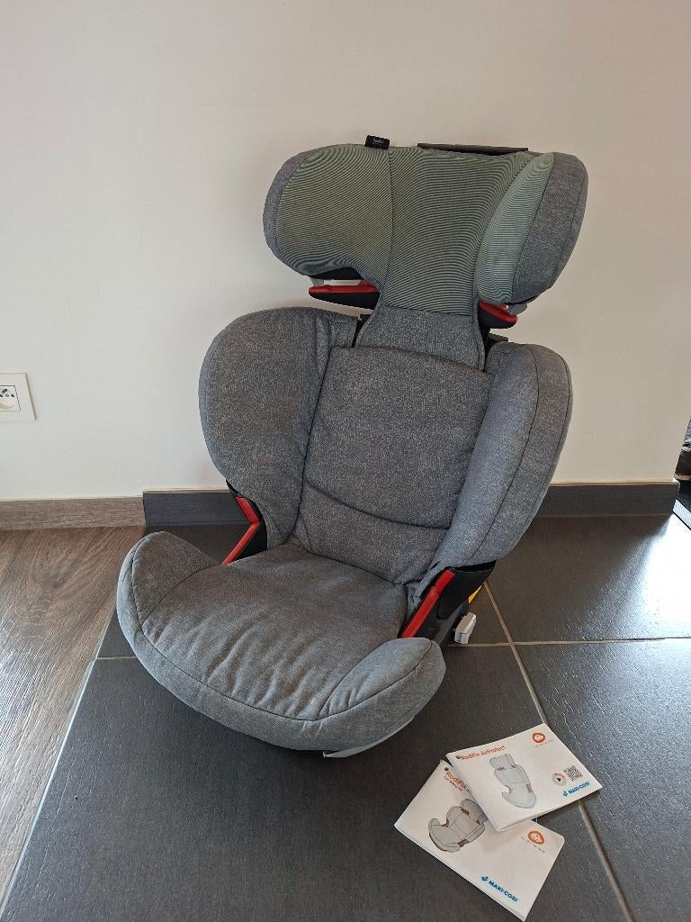 Maxi-cosy airprotect Rodifix 15-36kg, Ophalen, 15 t/m 36 kg, Verstelbare rugleuning, Zo goed als nieuw
