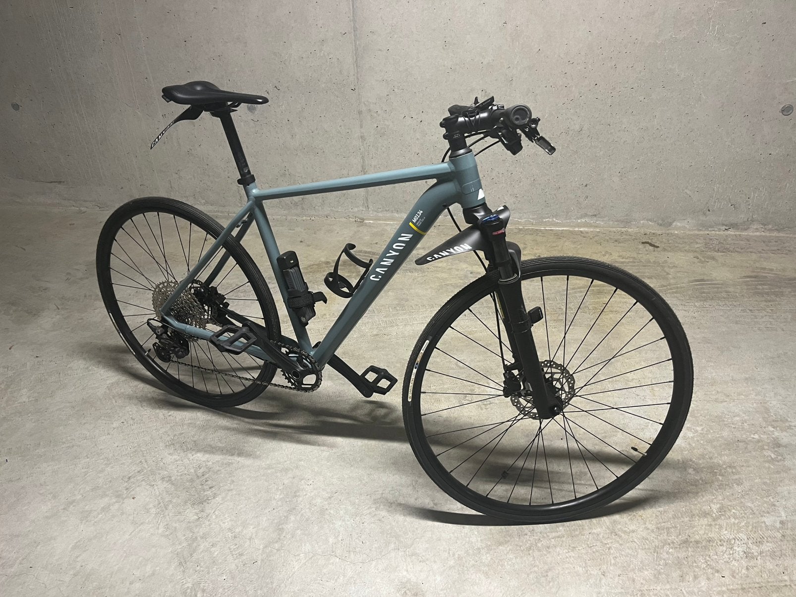 Canyon hybride heren nieuwstaat 200 km gereden, Autres marques, 10 à 15 vitesses, Comme neuf, Enlèvement
