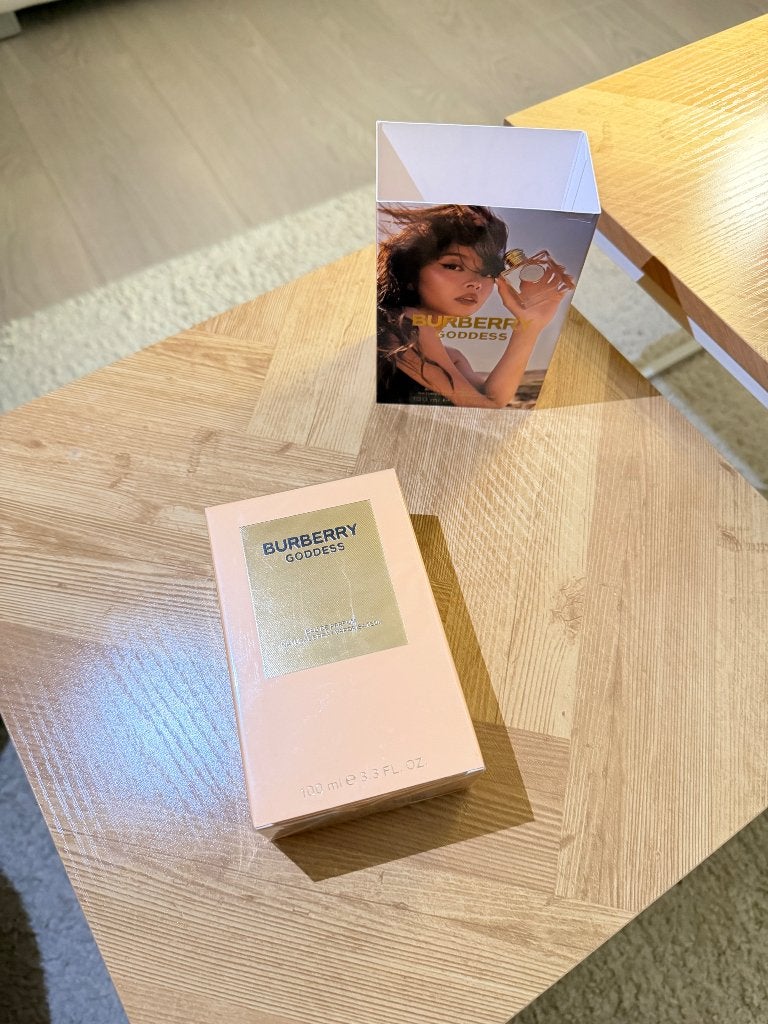 Burberry Goddess – Eau de Parfum – 100 ml, Handtassen en Accessoires, Ophalen of Verzenden, Nieuw
