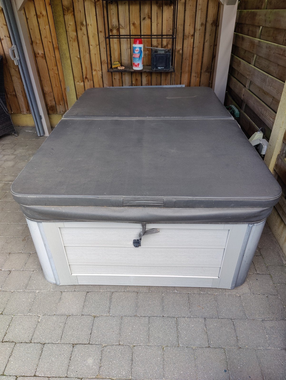 jacuzzi, Ophalen of Verzenden