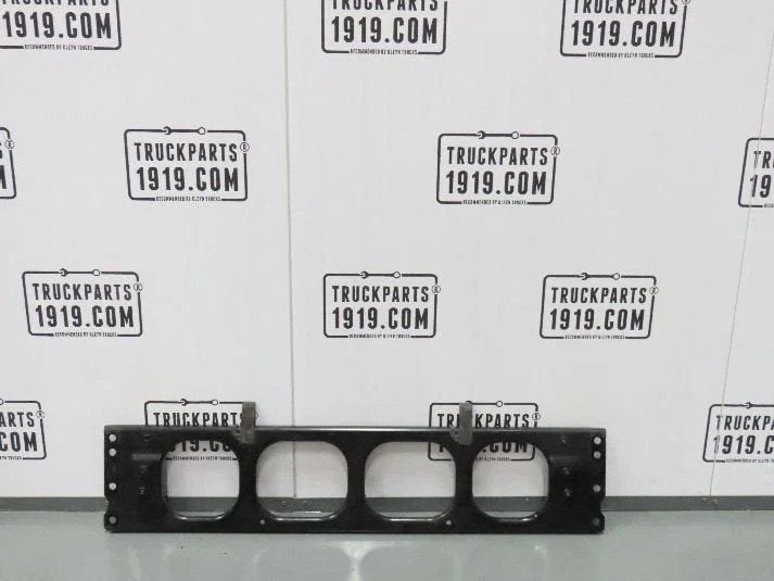 Volvo Body & Chassis Parts Dwarsligger voorzijde Volvo, Ophalen, Gebruikt