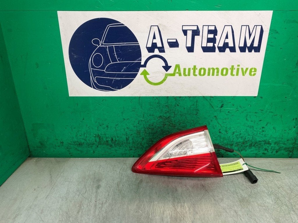 ACHTERLICHT LINKS Ford Kuga II (DM2) (|CV4413A603AG|), Gebruikt, Henry-Ford-Straße  1
50735  Köln, DE, Ford-Werke GmbH, Kunden@ford.com