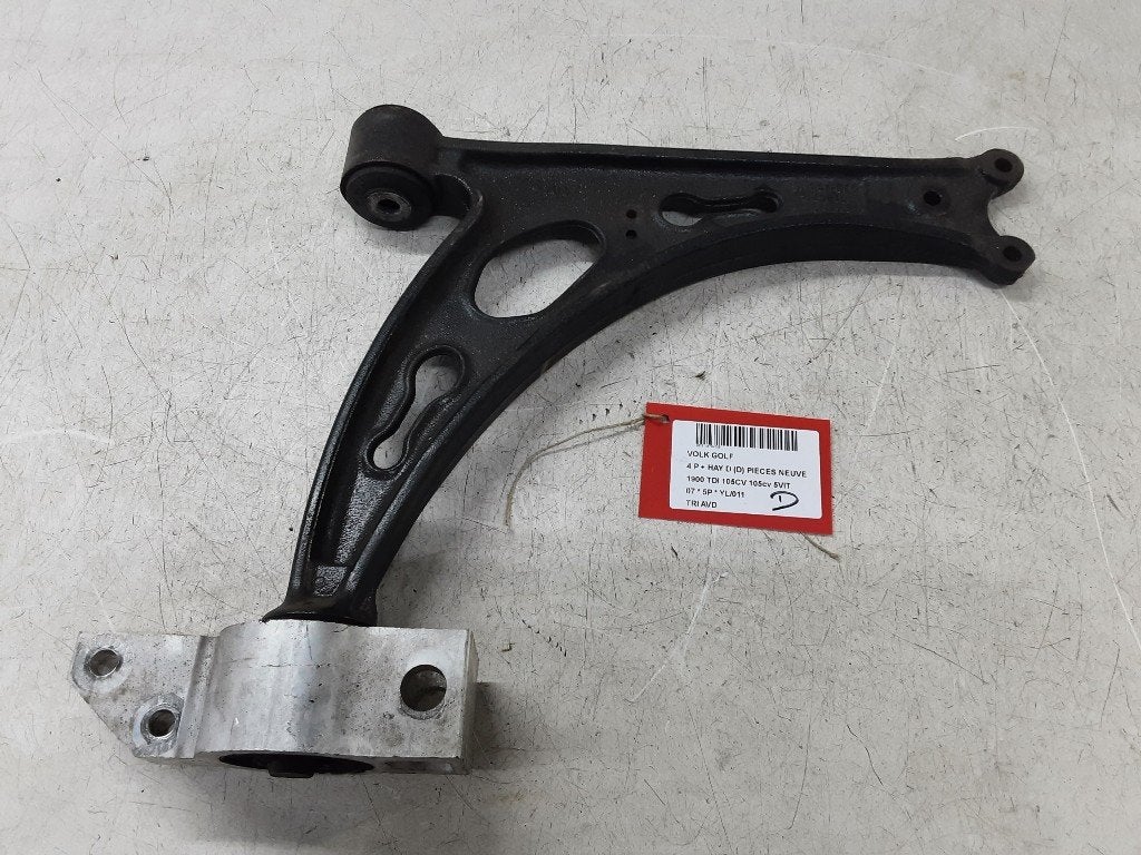 BRAS DE SUSPENSION AVANT DROIT (TRIANGLE) Golf V (1K1), Volkswagen, Mevr. I. Hauben, Utilisé, Rue de l'Espoir 34 34
4030  GRIVEGNÉE, BE