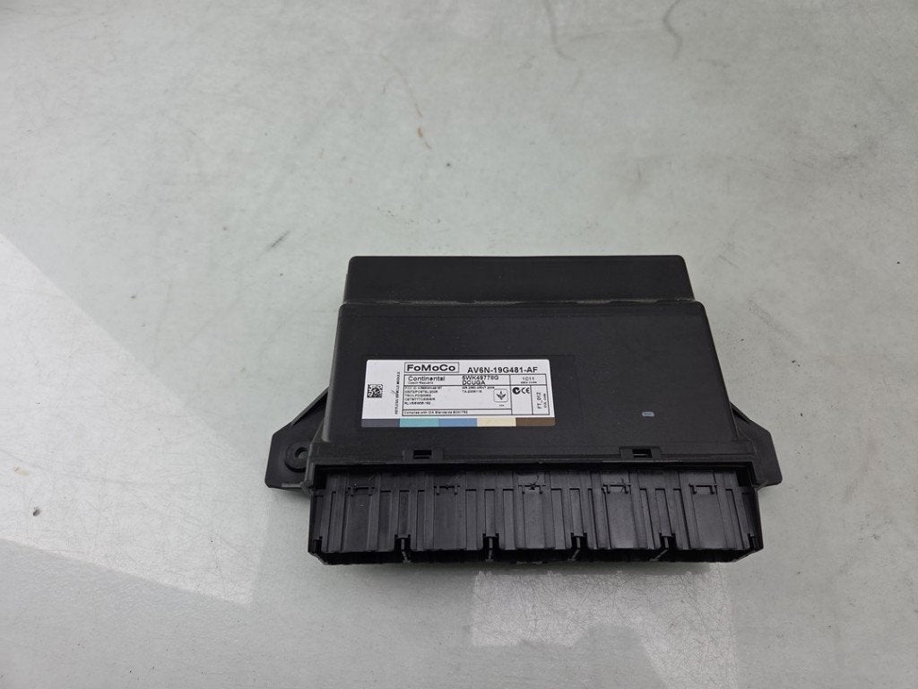 ORDINATEUR GESTION CONFORT Ford C-Max (DXA), Henry-Ford-Straße  1
50735  Köln, DE, Ford-Werke GmbH, Kunden@ford.com, Ford