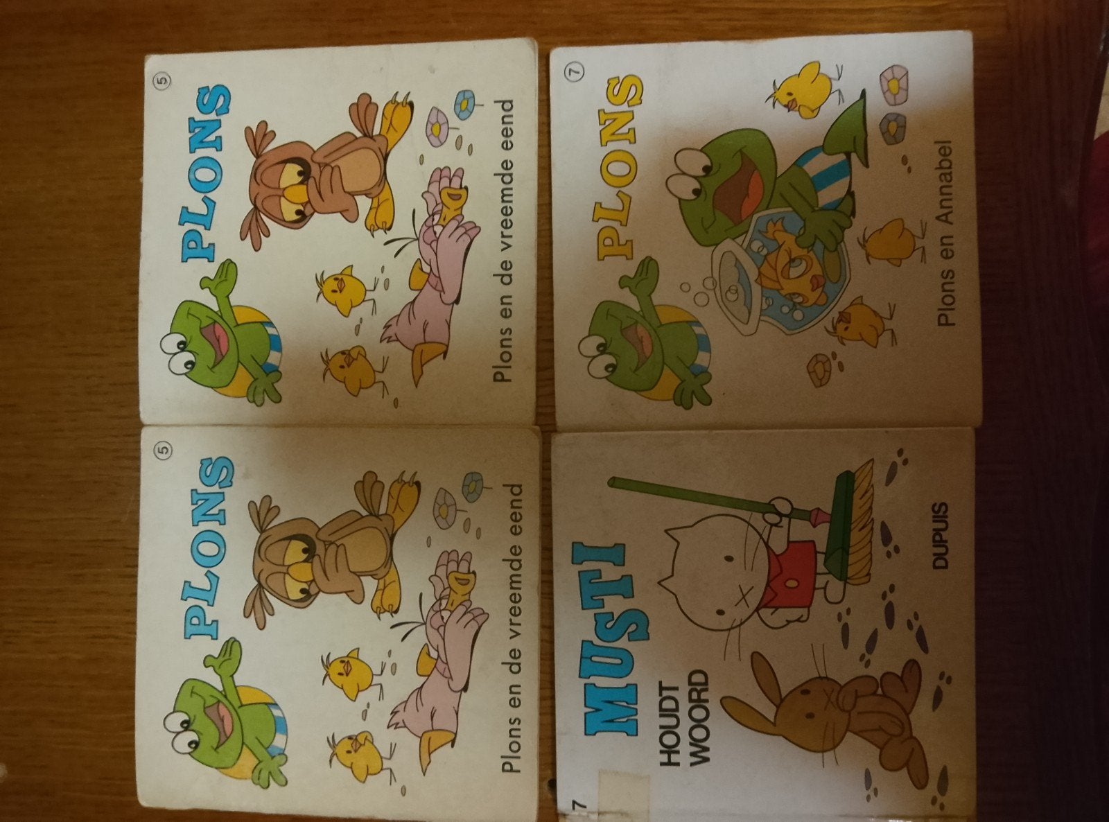 vintage plons en musti boekjes, Enlèvement