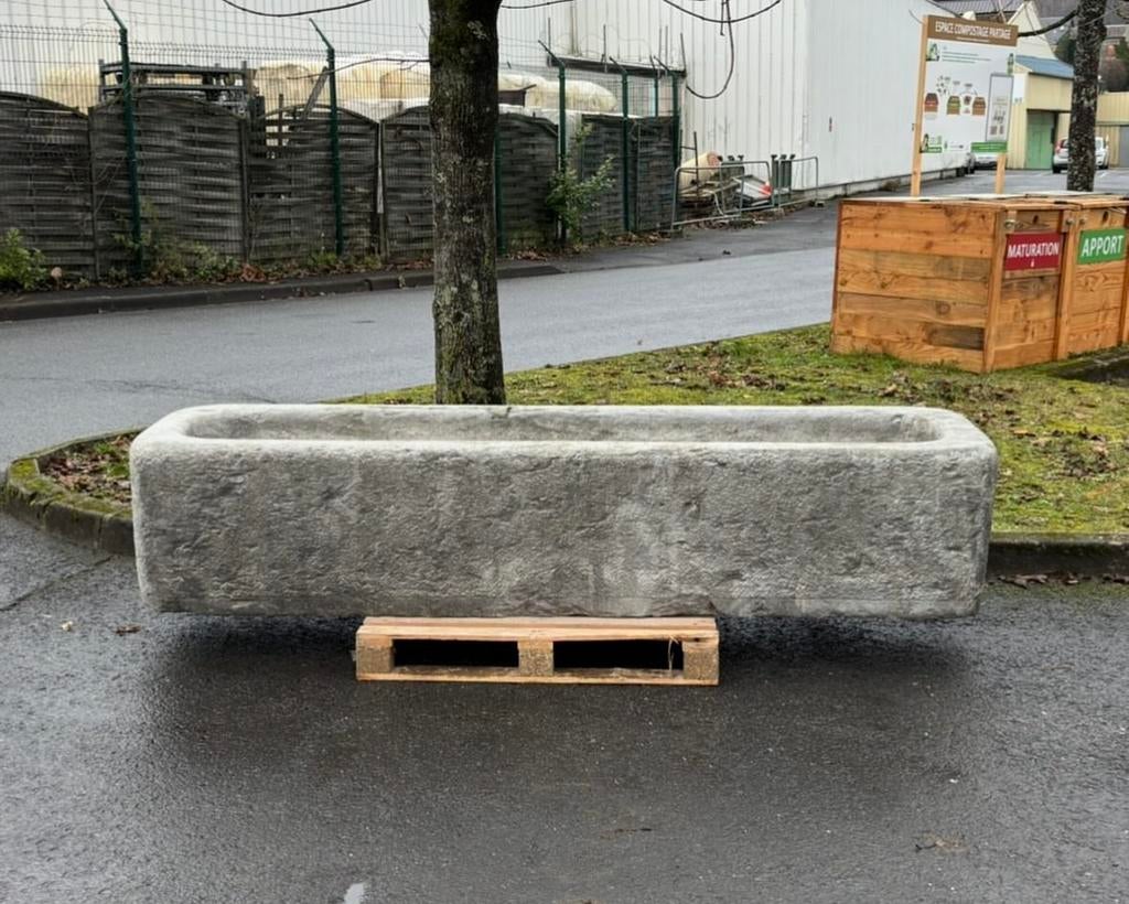 Bac en pierre bleue ancien, Pierre, Comme neuf, 30 à 60 cm, Enlèvement