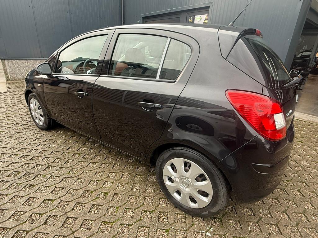 Opel Corsa 1,4 benzine - Automaat, Euro 5, Stof, Gebruikt, Zwart