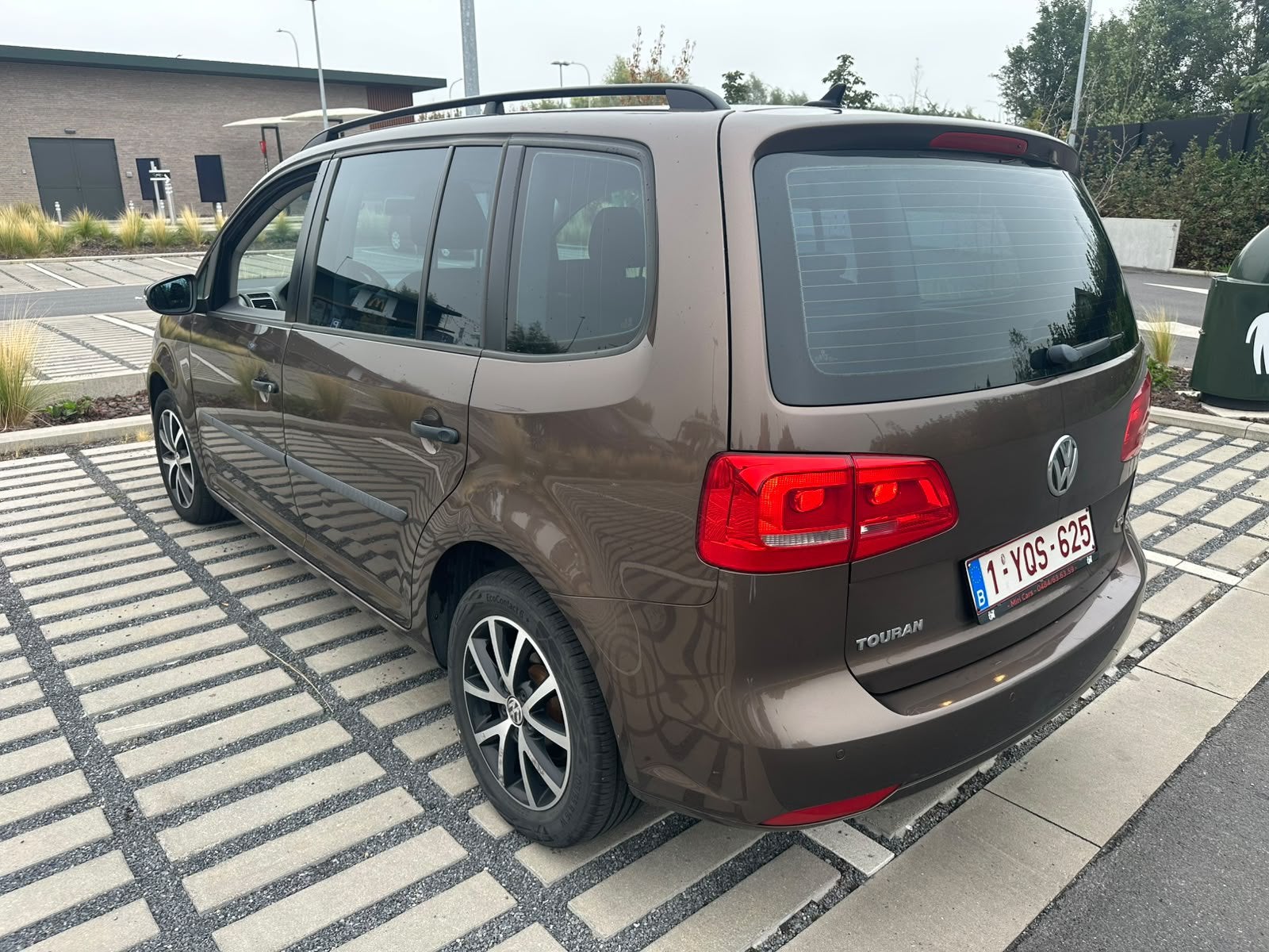 Volkswagen touran 7 plaatsen, Auto's, Elektrische ramen, Euro 5, Monovolume, Bruin
