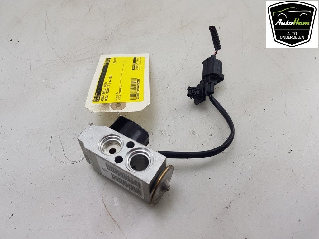 DIVERSEN Expansieklep airco Tesla Model X (|600848100B|), Germany_Sales@tesla.com, Gebruikt, Overige automerken, Ludwig-Prandtl-Straße 27 - 29
12526  Berlin, DE