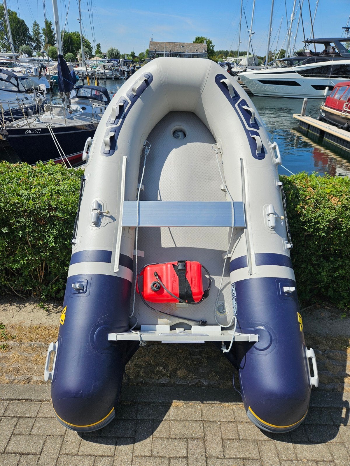 Vetus 2m70 + 6pk Suzuki 4takt ZEER GOEDE STAAT, Watersport en Boten, Rubberboten, 6 pk, Zo goed als nieuw, Inclusief motor, Ophalen