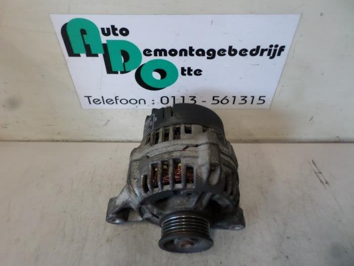 Dynamo d'un Audi A4 (A4 95-), Autos : Pièces & Accessoires, -, 3 mois de garantie, Audi, Utilisé