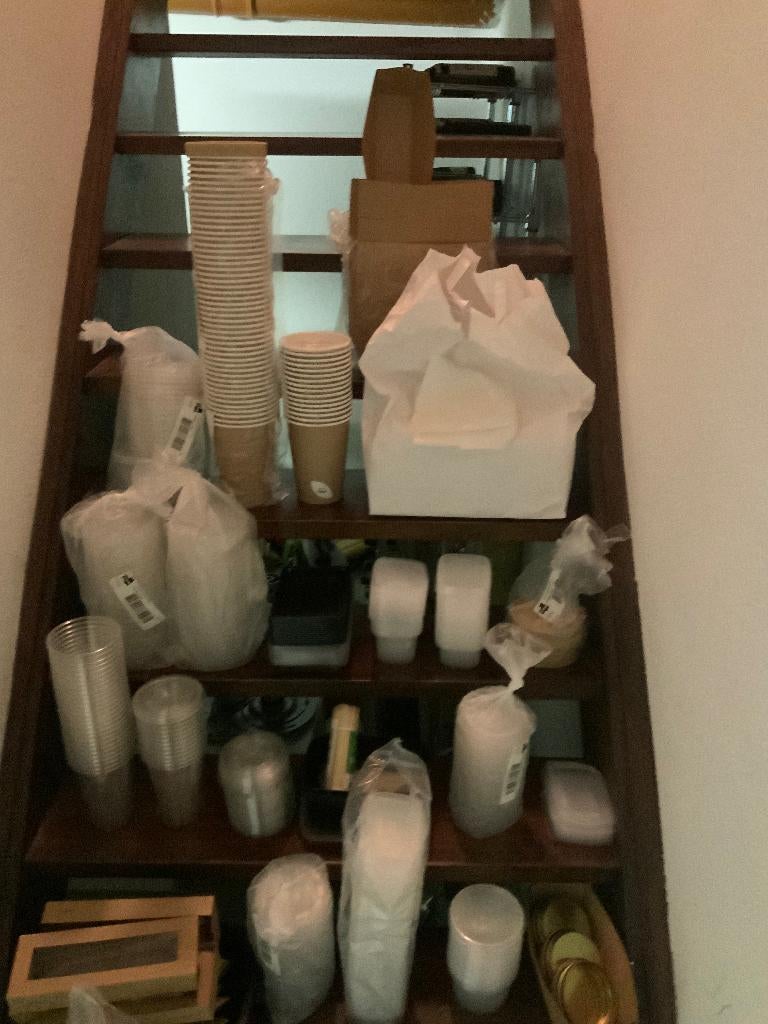 kartonnen en plastic bekers, disposable, Huis en Inrichting, Keuken | Servies, Ophalen, Nieuw
