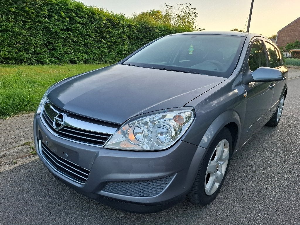 Opel Astra 1.3 CDTi 90 CH Diesel Climat 5 Portes 2007, Argent ou Gris, Achat, Boîte manuelle, Entretenue par le concessionnaire