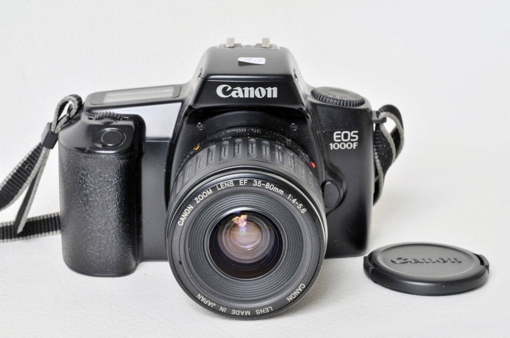 Canon EOS 1000 F black + Zoom Canon 35-80 mm 1:4-5.6 EF, Enlèvement ou Envoi, Utilisé, Reflex miroir, Canon