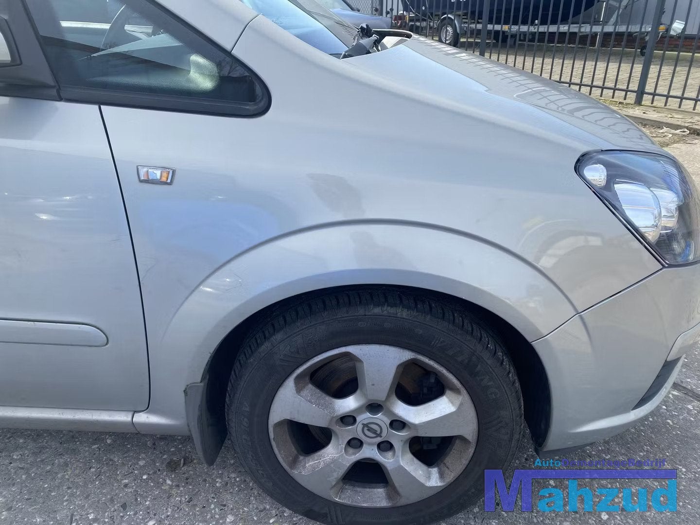 OPEL ZAFIRA B beige 167 rechts scherm voorscherm 2005-2012, Opel Automobile GmbH, Avant, Opel, Bahnhofsplatz 1
65423  Russelsheim am Main, DE