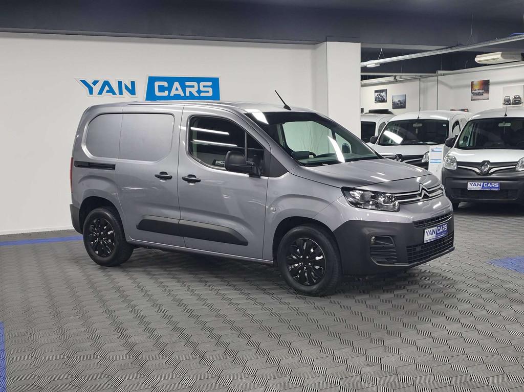 Citroën Berlingo 3PL • GRIP CONTROL • CARPLAY • CLIM, Auto's, Voorwielaandrijving, 1408 kg, Stof, Euro 6