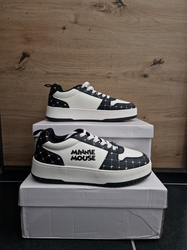 Baskets/Sneakers, Minnie Mouse, noir et blanche, neuves, 39, Neuf, Disney, Enlèvement ou Envoi, Sneakers et Baskets