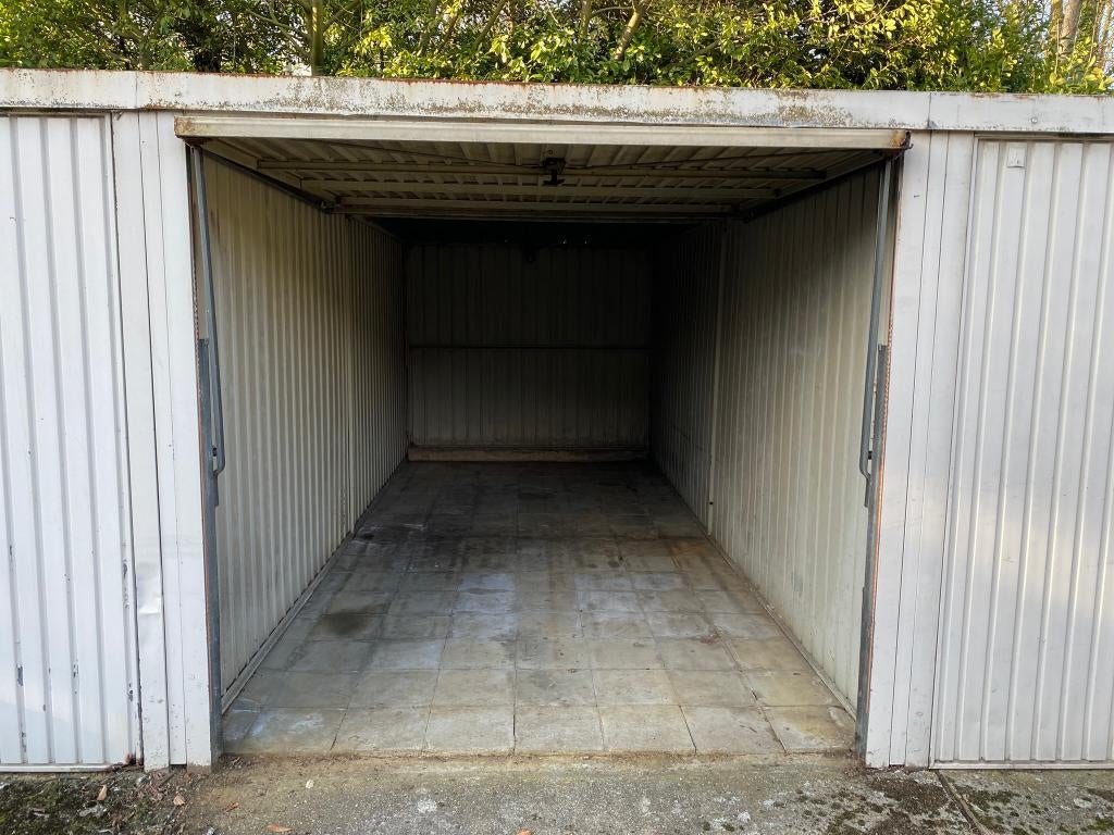 Garagebox Leuven nabij Gasthuisberg, Immo, Leuven