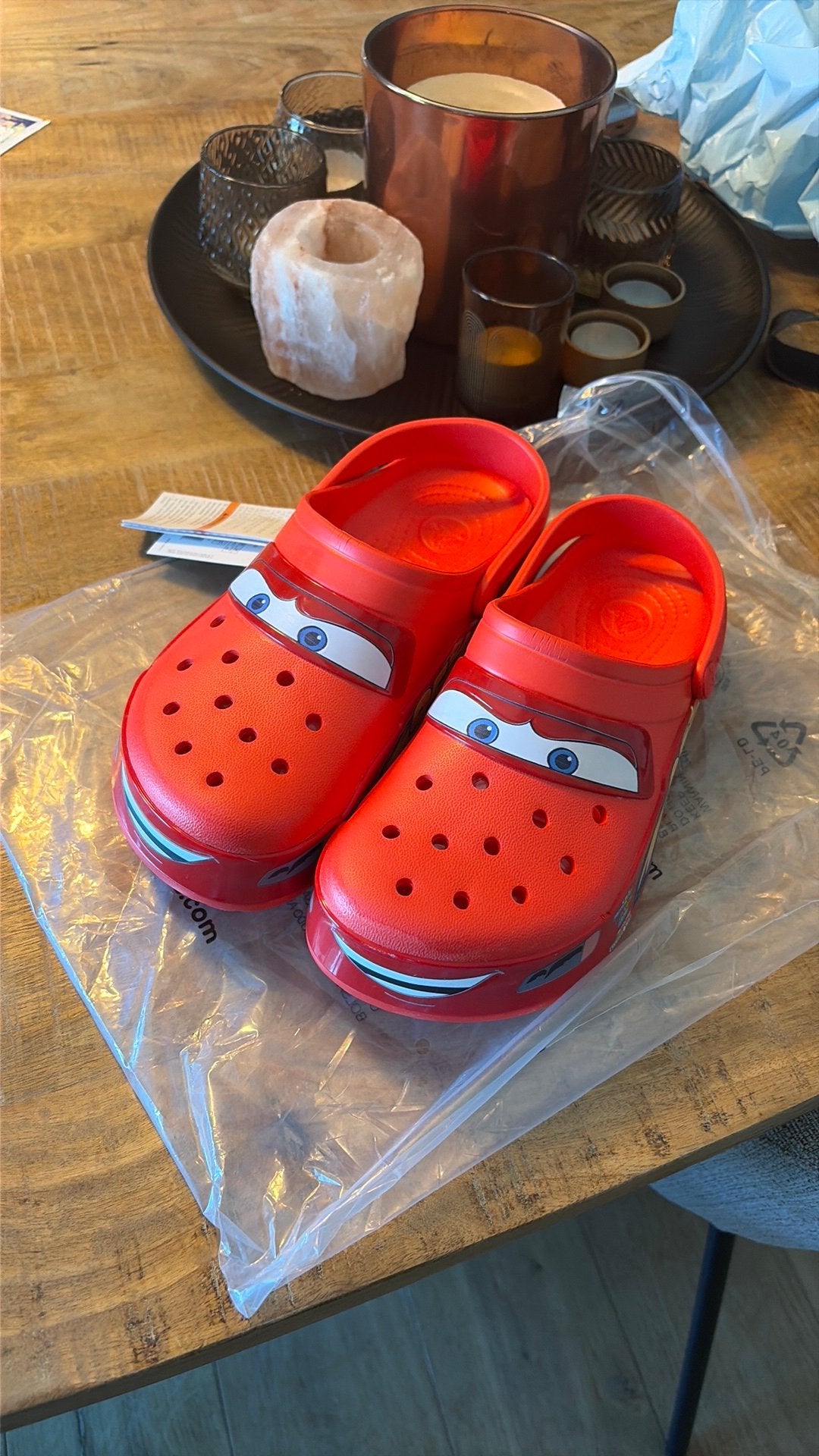 Crocs Lightning McQueen 41-42, Vêtements | Hommes, Neuf, Enlèvement ou Envoi, Autres couleurs, Sabots
