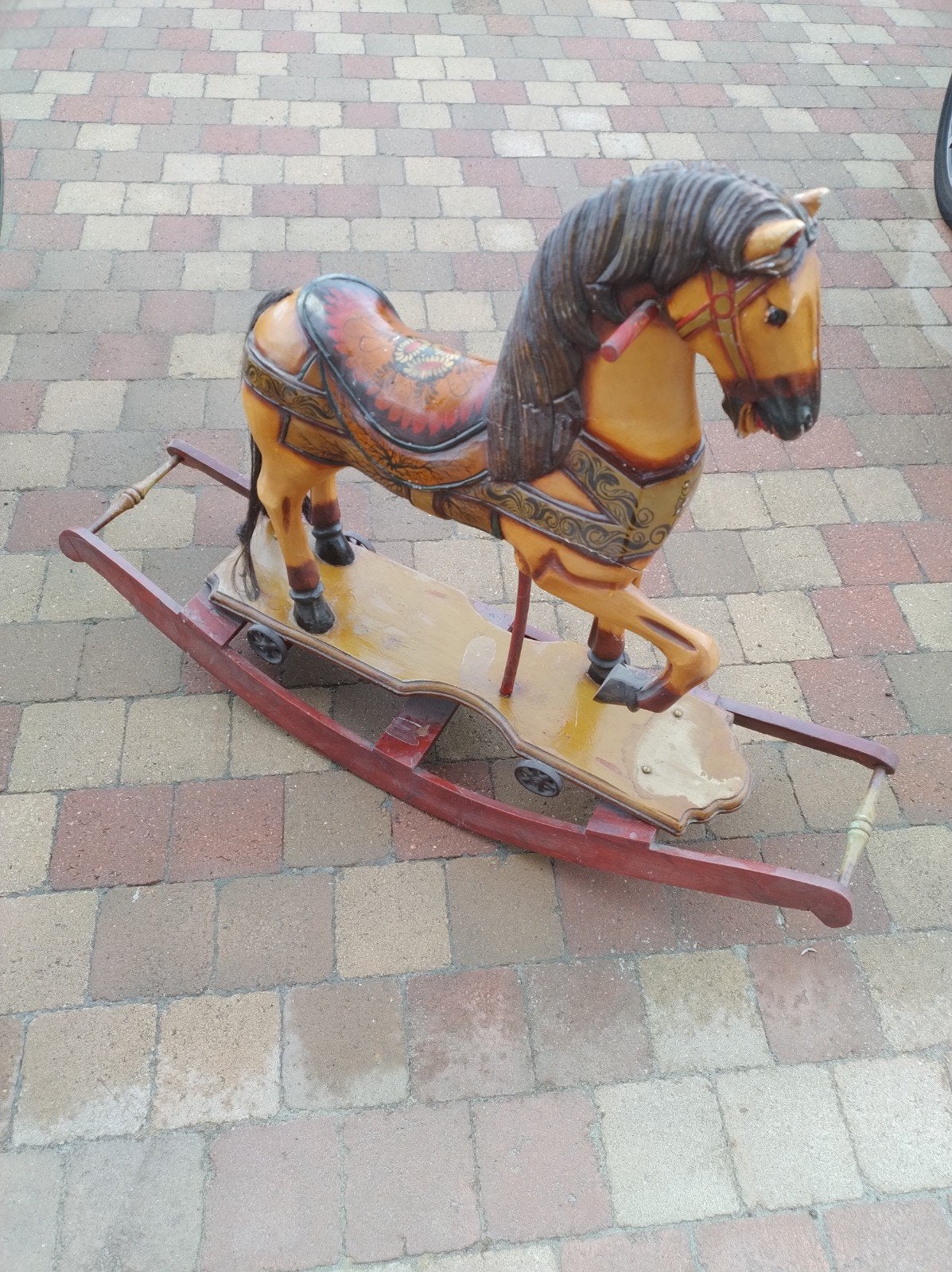 Houten paard, Ophalen
