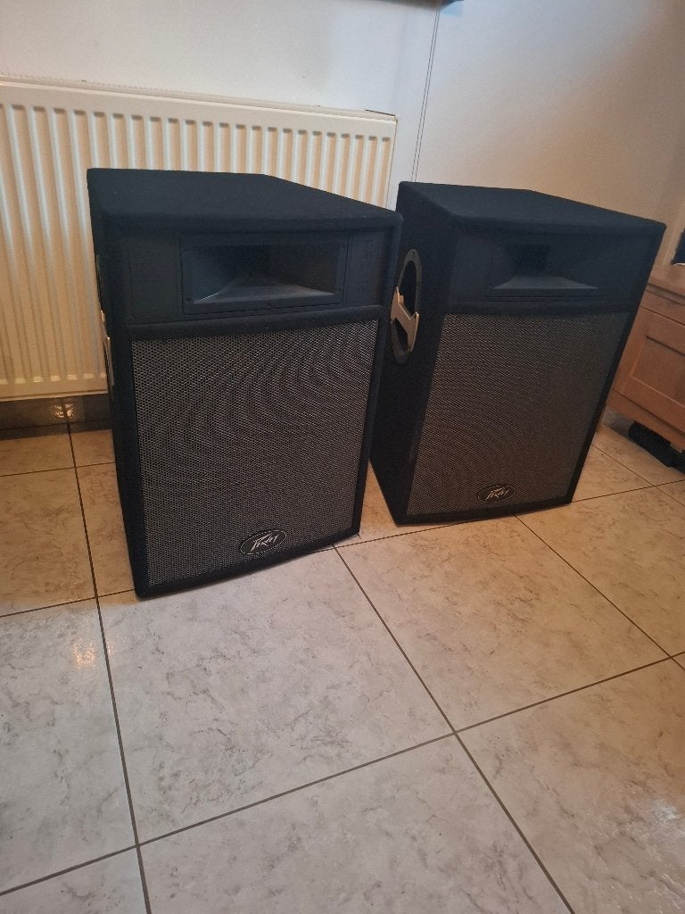 Baffles peavey pro 15 en parfait état avec 2  15 m de cable, Musique & Instruments, Enlèvement, Comme neuf