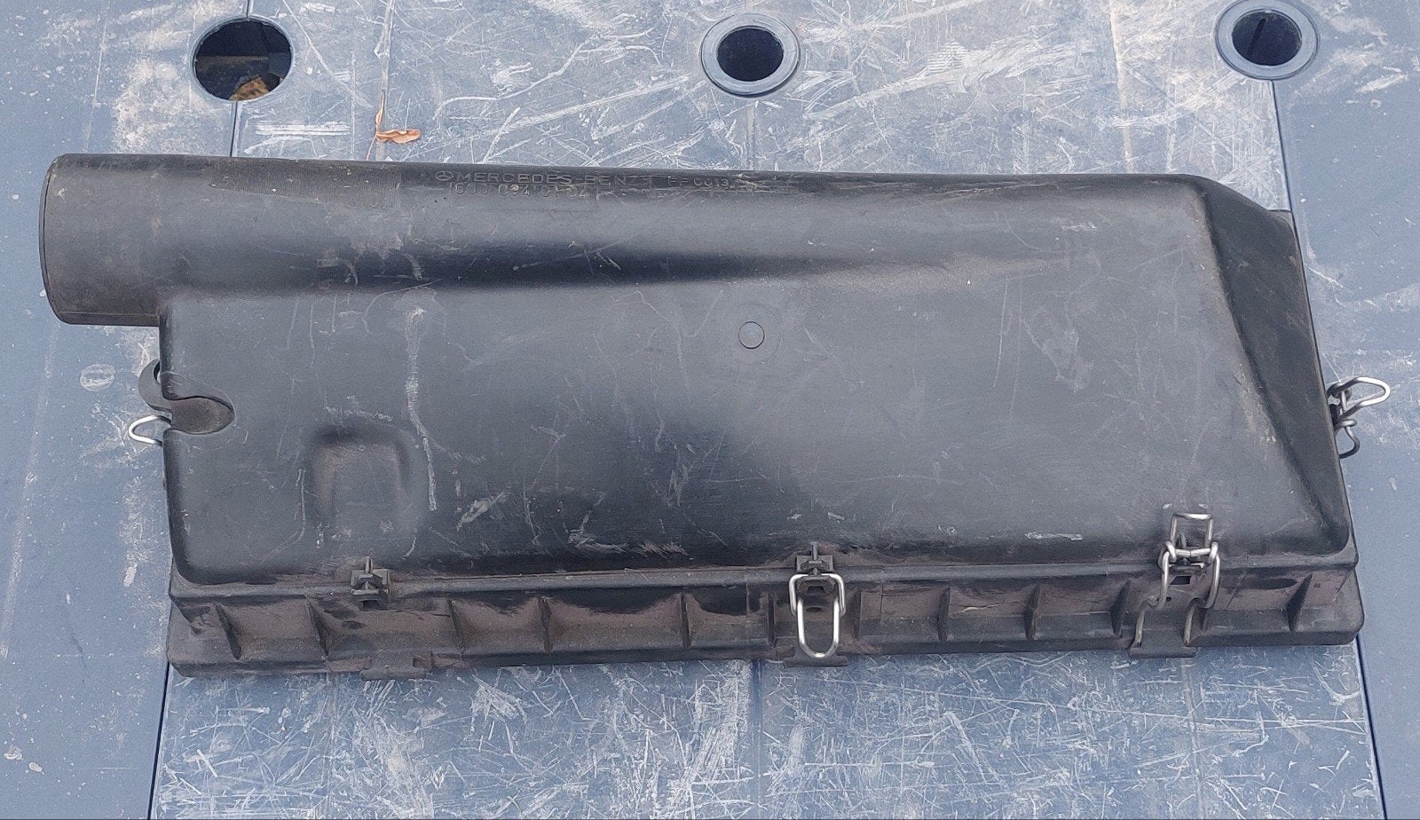 Mercedes-Benz W124 300D airboxdeksel — OM603, Ophalen of Verzenden, Gebruikt, Mercedes-Benz