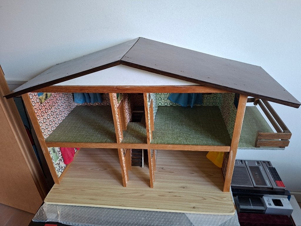 Groot poppenhuis met 3 dozen meubelen, Enlèvement, Utilisé, Maison de poupées