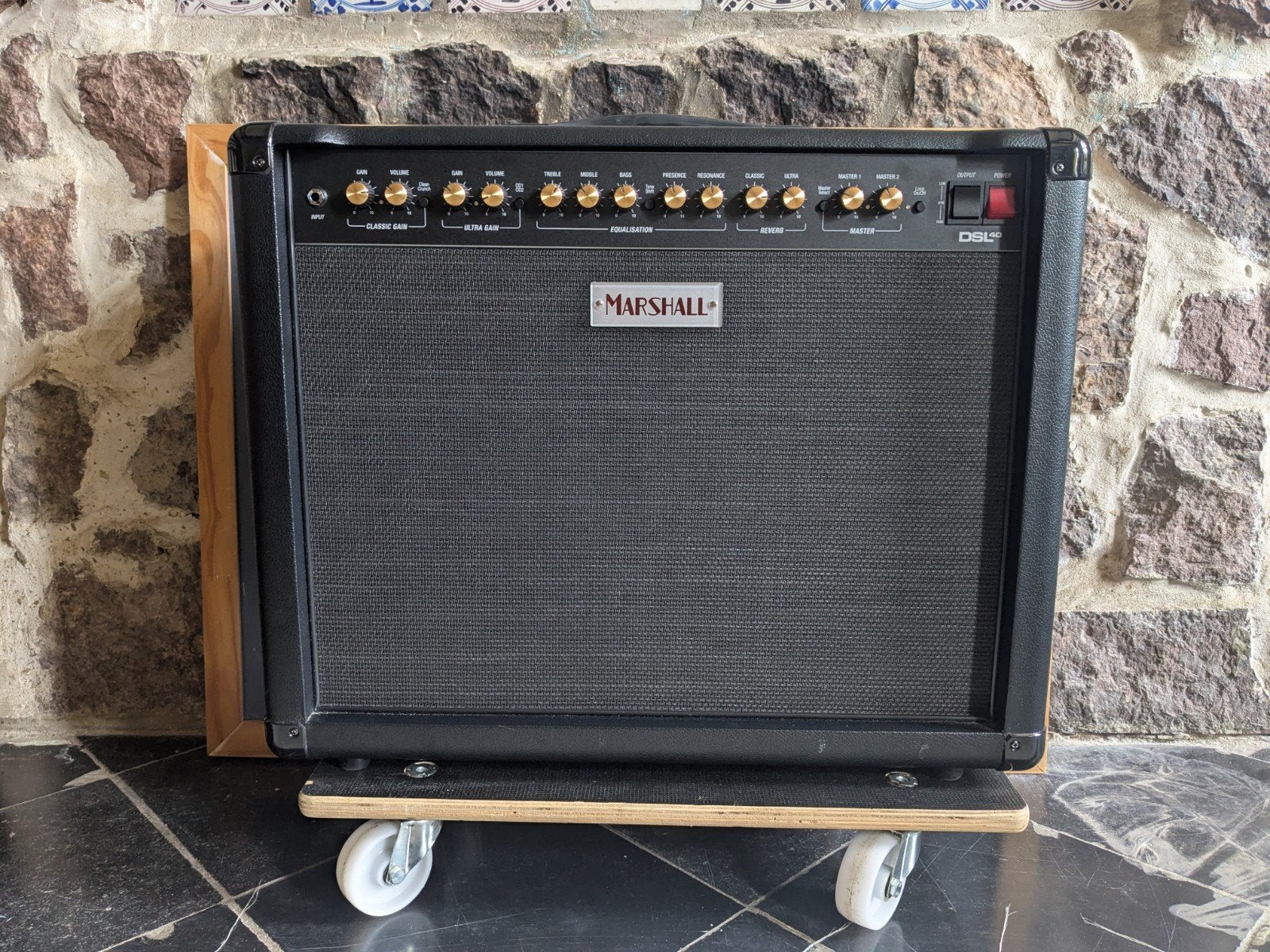Marshall DSL40CR édition 70e anniversaire de Thomann, Enlèvement, Guitare