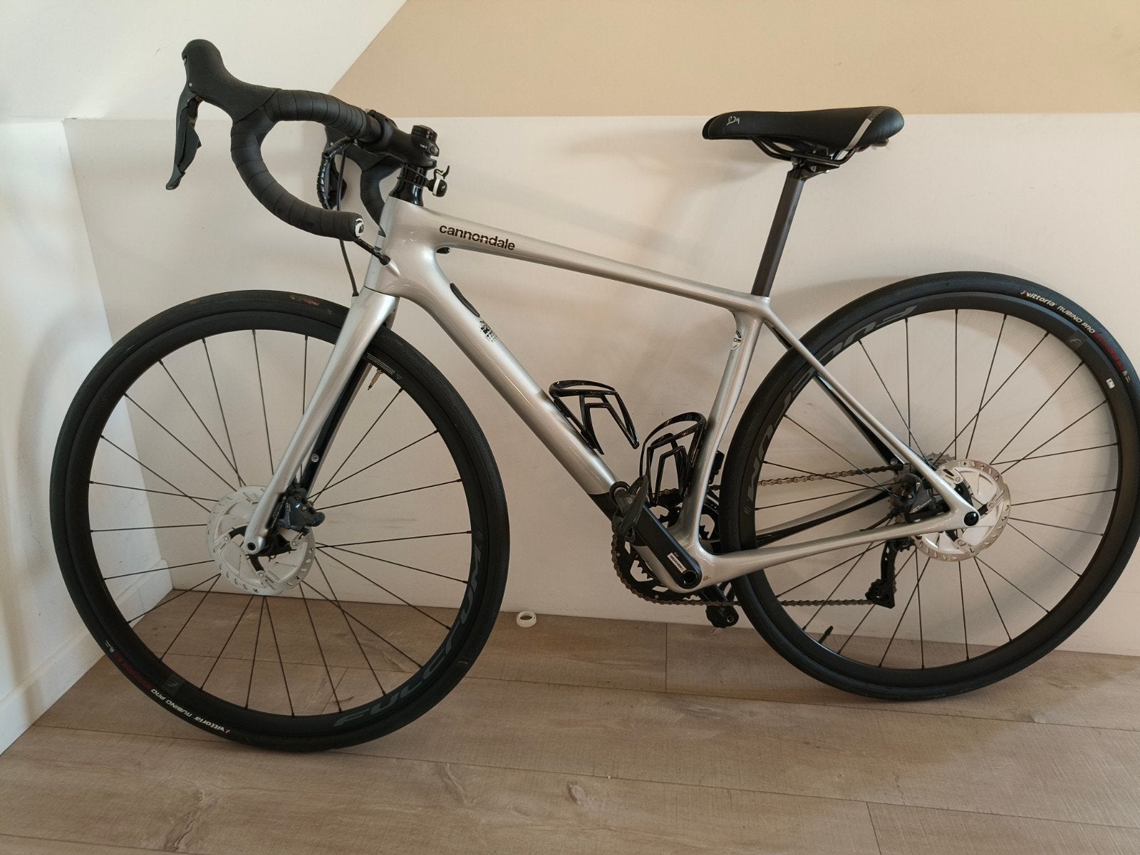 Cannondale synapse 2020 met Ultegra Di2, Carbon, 10 tot 15 versnellingen, Minder dan 49 cm, Zo goed als nieuw