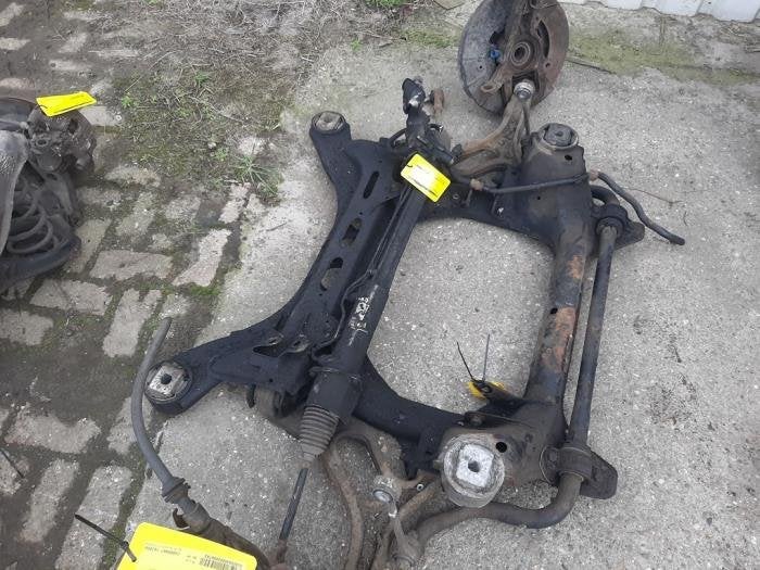 Boîtier de direction assistée d'un Volkswagen Touareg, -, Volkswagen, -, 3 mois de garantie