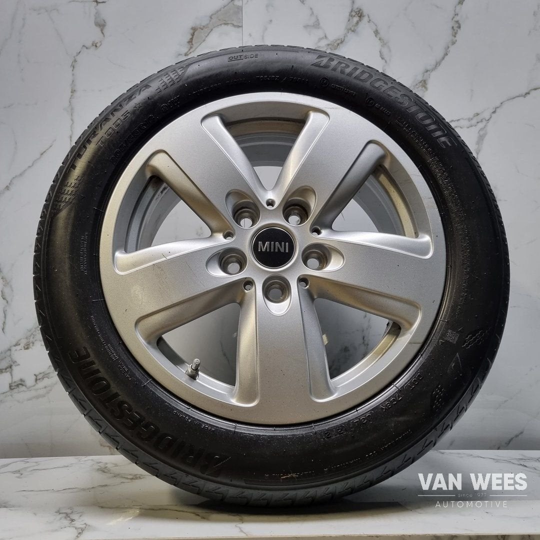 MINI COOPER CLUBMAN F54 205/55/16 INCH STYLING 517 ZOMERSET, Ophalen, Gebruikt, -, Banden en Velgen